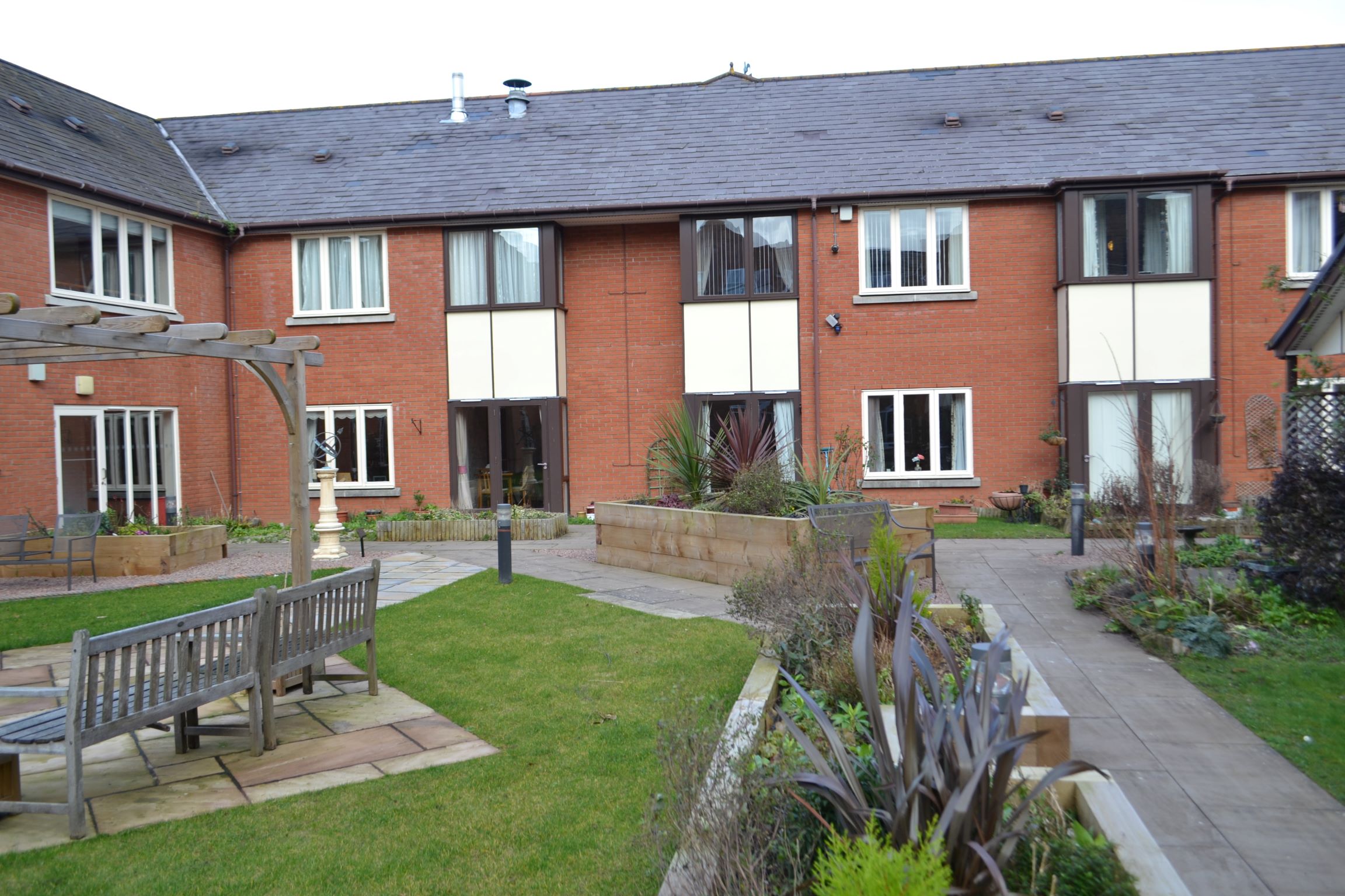 RESALE Apartment 93 Yates Court, Evesham